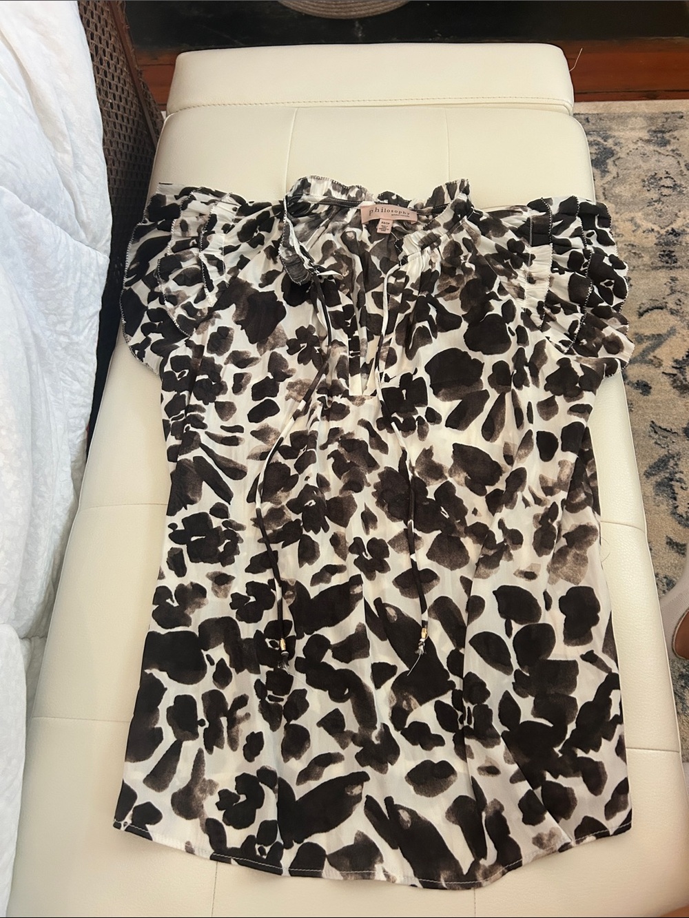 Philosophy Black and White Animal Print Ruffled Short Sleeve Blouse